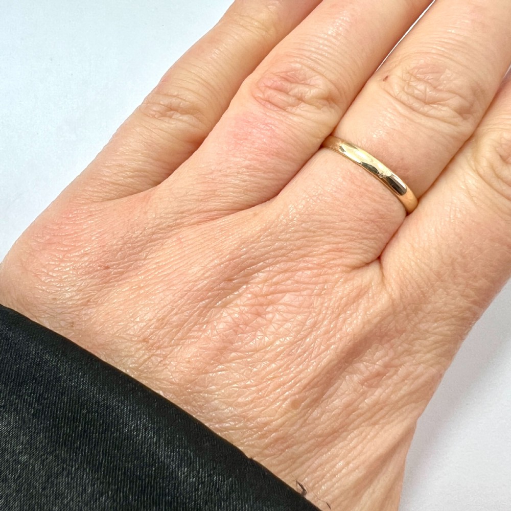 Vintage Art Deco 1935 Hallmarked 9CT Gold Wedding Ring View VII