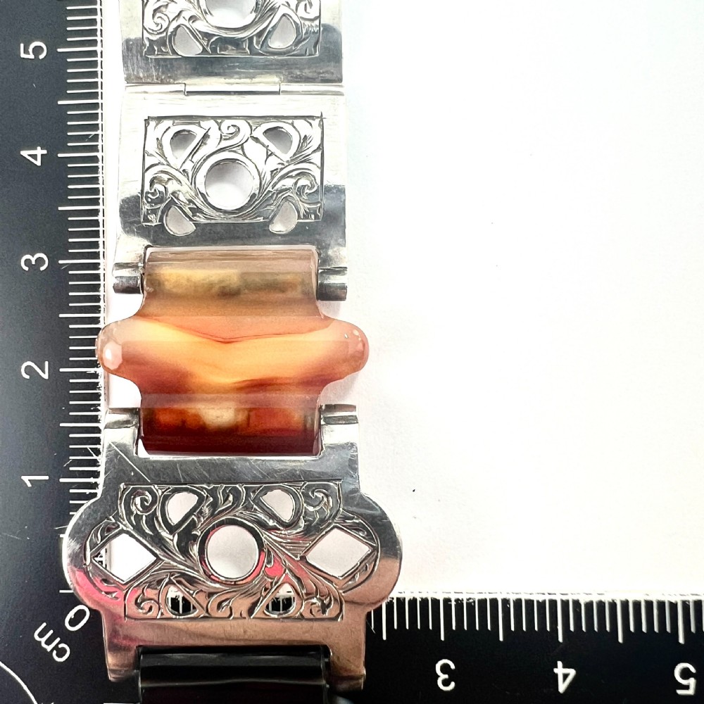 Victorian Scottish Agate Silver Buckle Bracelet View IX