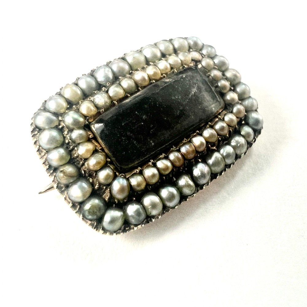 • Georgian 9CT Gold Natural Pearl Hair Mourning Brooch View II
