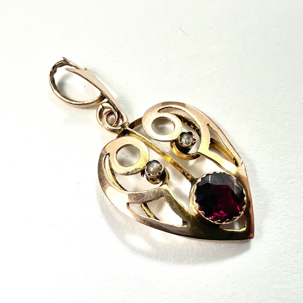 Antique Edwardian Heart Lavalier Pendant • 9CT Gold, Garnet, Pearl