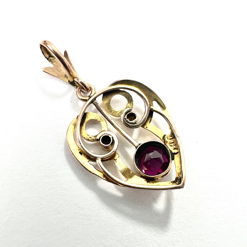 Antique Edwardian Heart Lavalier Pendant • 9CT Gold, Garnet, Pearl View V