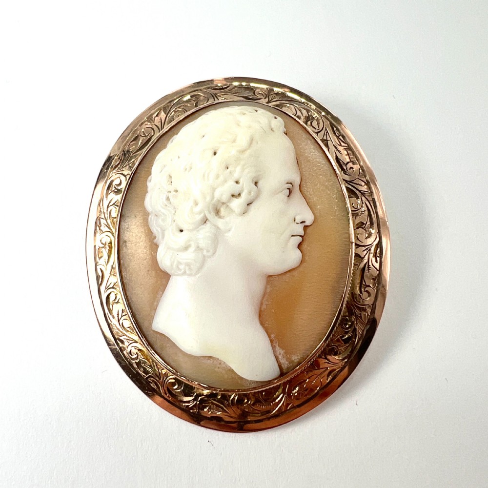 • Victorian 9CT Gold Shell Cameo Portrait Brooch View III