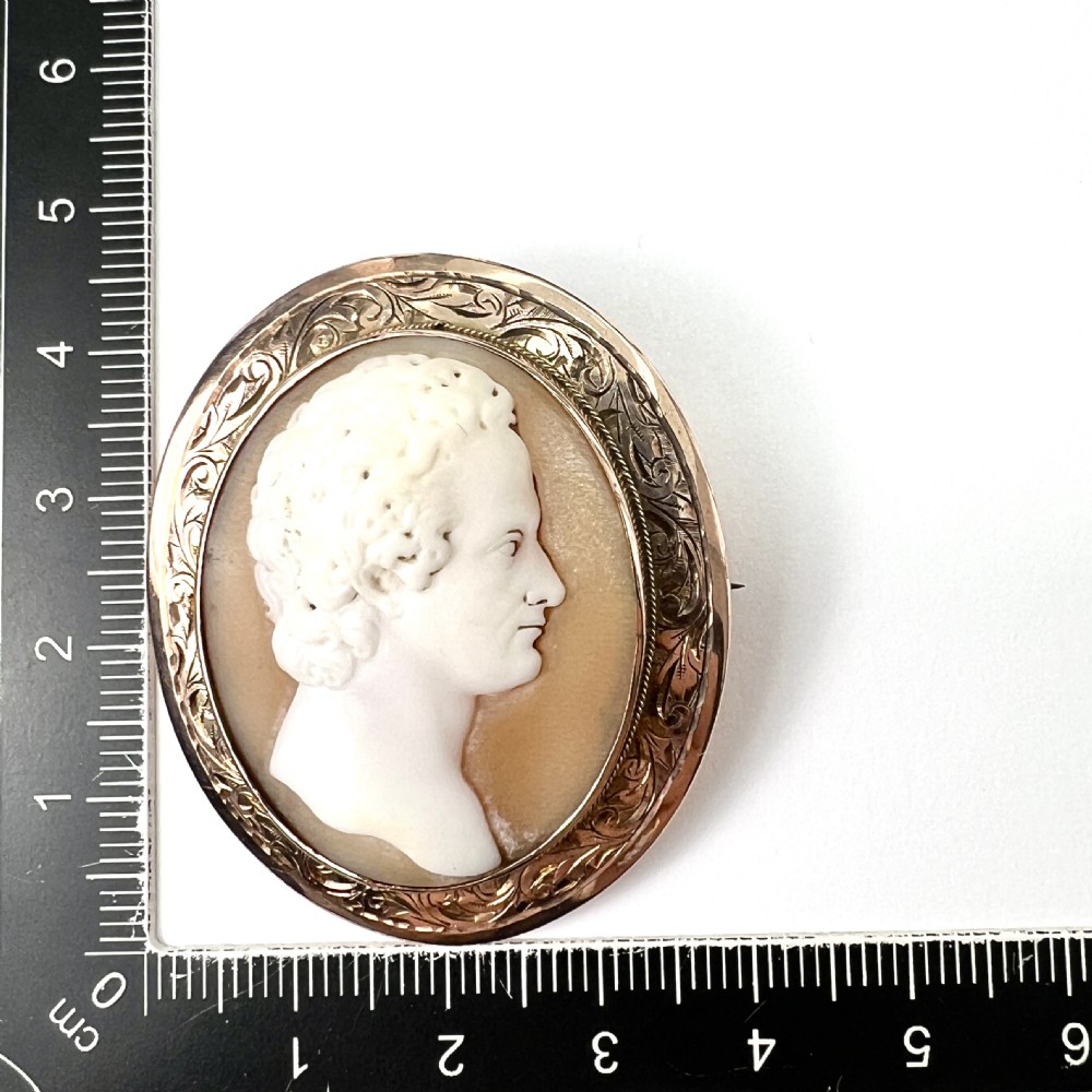 • Victorian 9CT Gold Shell Cameo Portrait Brooch View VII