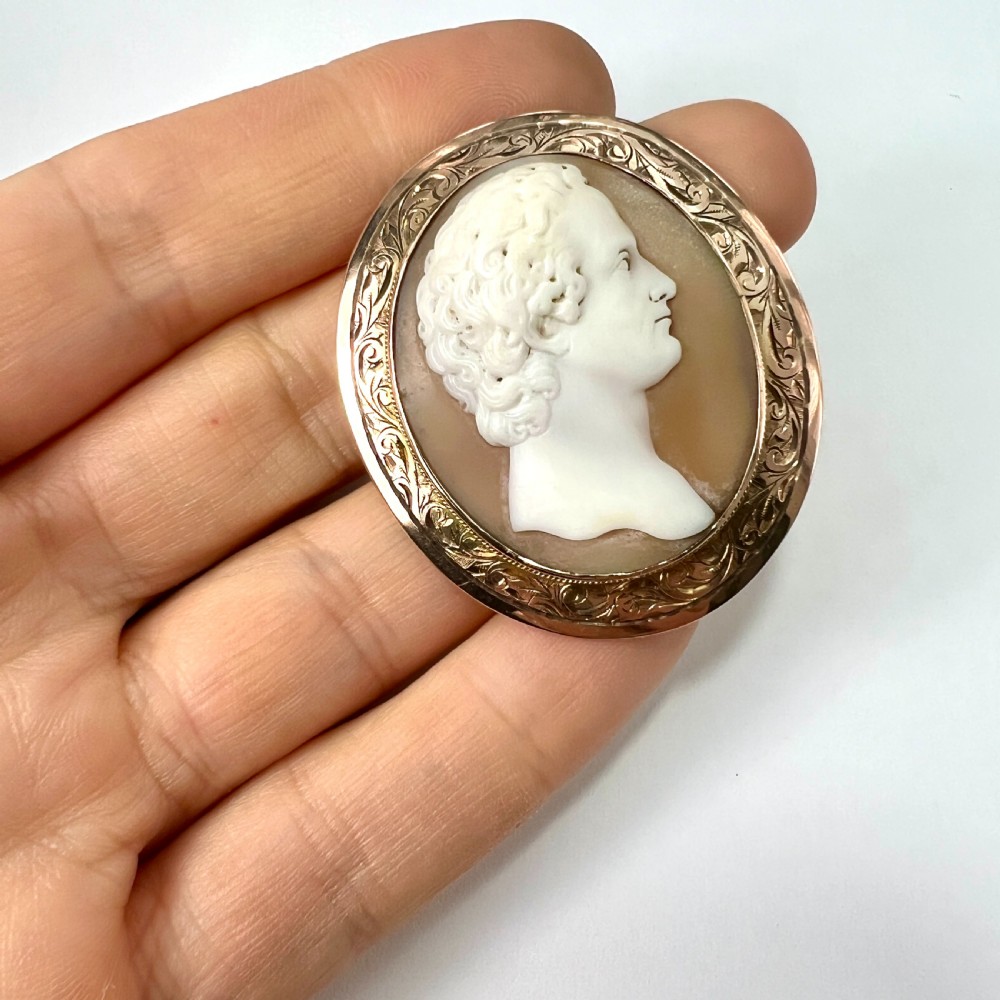 • Victorian 9CT Gold Shell Cameo Portrait Brooch View IX