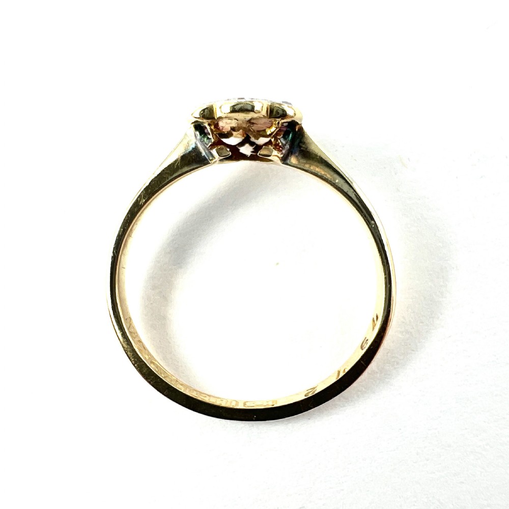 18CT Gold Edwardian/Art Deco Diamond Daisy Cluster Ring  View IV