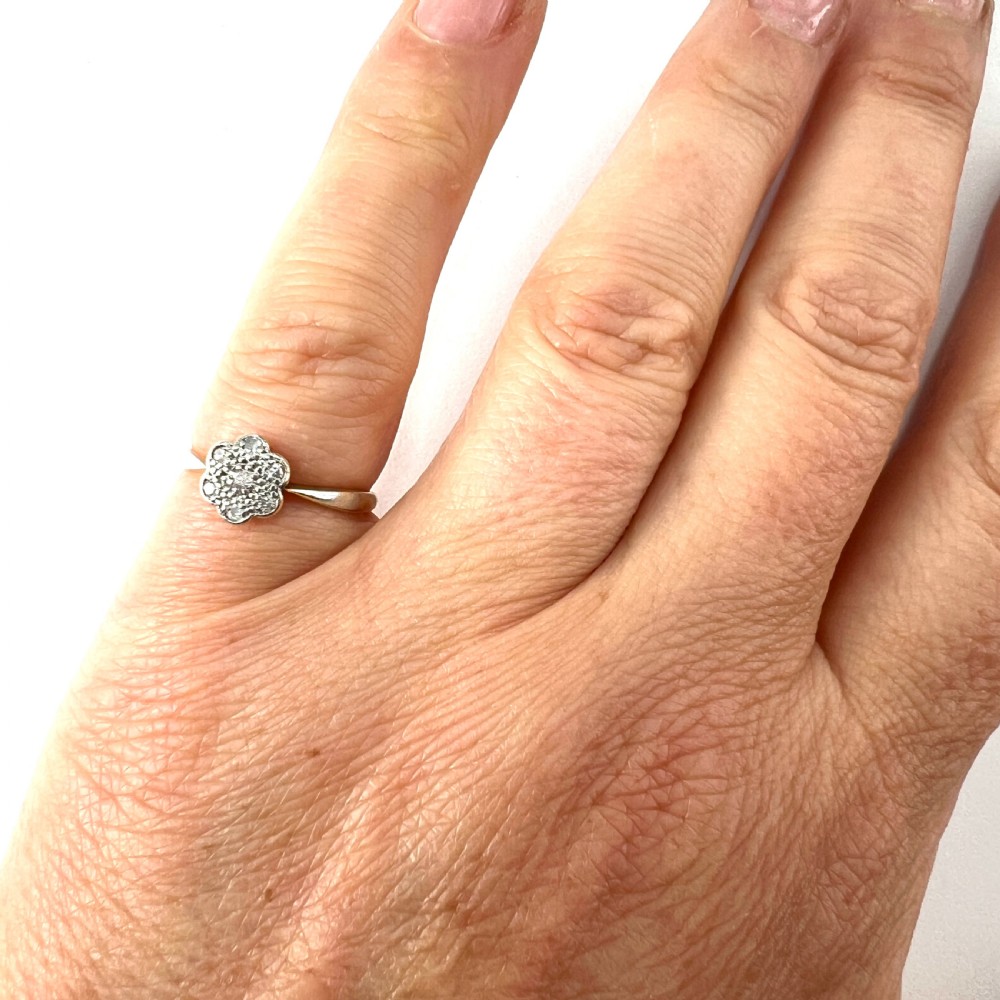 18CT Gold Edwardian/Art Deco Diamond Daisy Cluster Ring  View VII