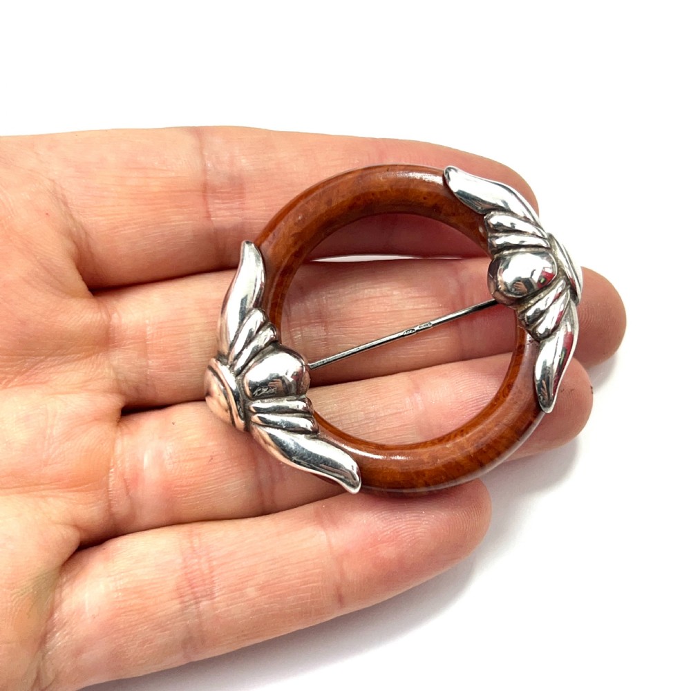 • Large Antique Art Deco Sterling Silver Hoop Brooch  View VIII