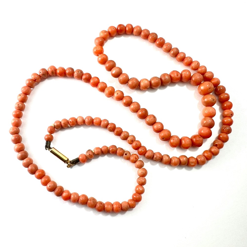 Antique 9CT Gold Clasp Graduated Coral Bead Necklace View II