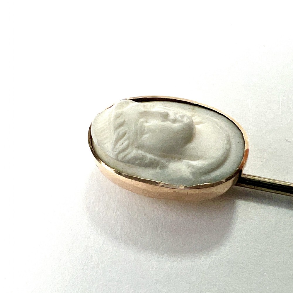 • Antique 9CT Gold Hardstone Cameo Stick Pin