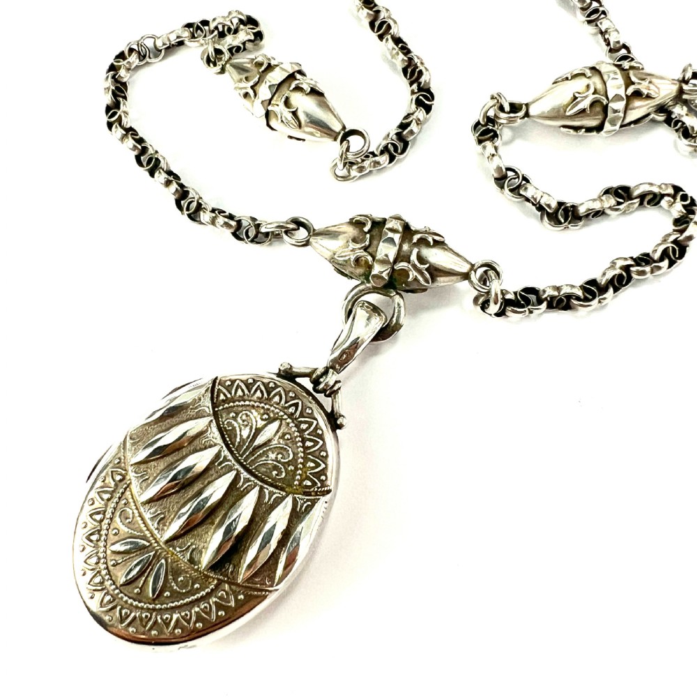 Rare Edwardian Silver Photograph Locket Pendant Necklace View II