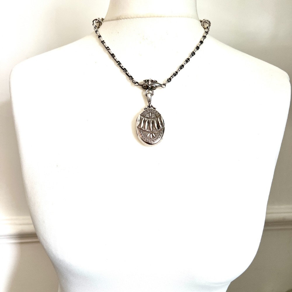 Rare Edwardian Silver Photograph Locket Pendant Necklace View VII