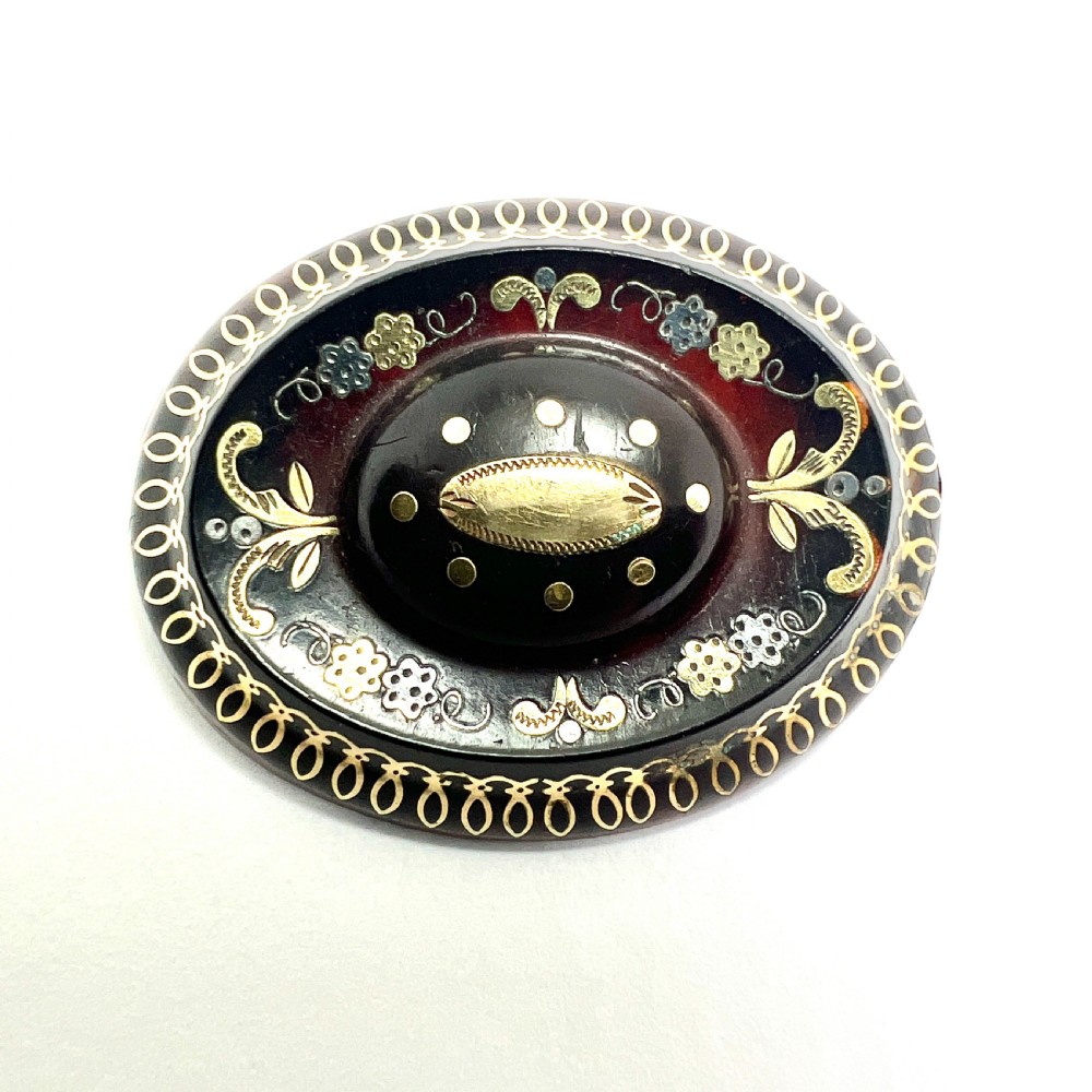 Victorian Pique Work Brooch in Gold and Silver View VIII