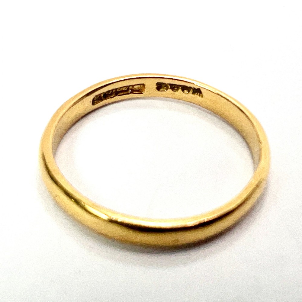 Vintage 22CT Gold Wedding Ring View III