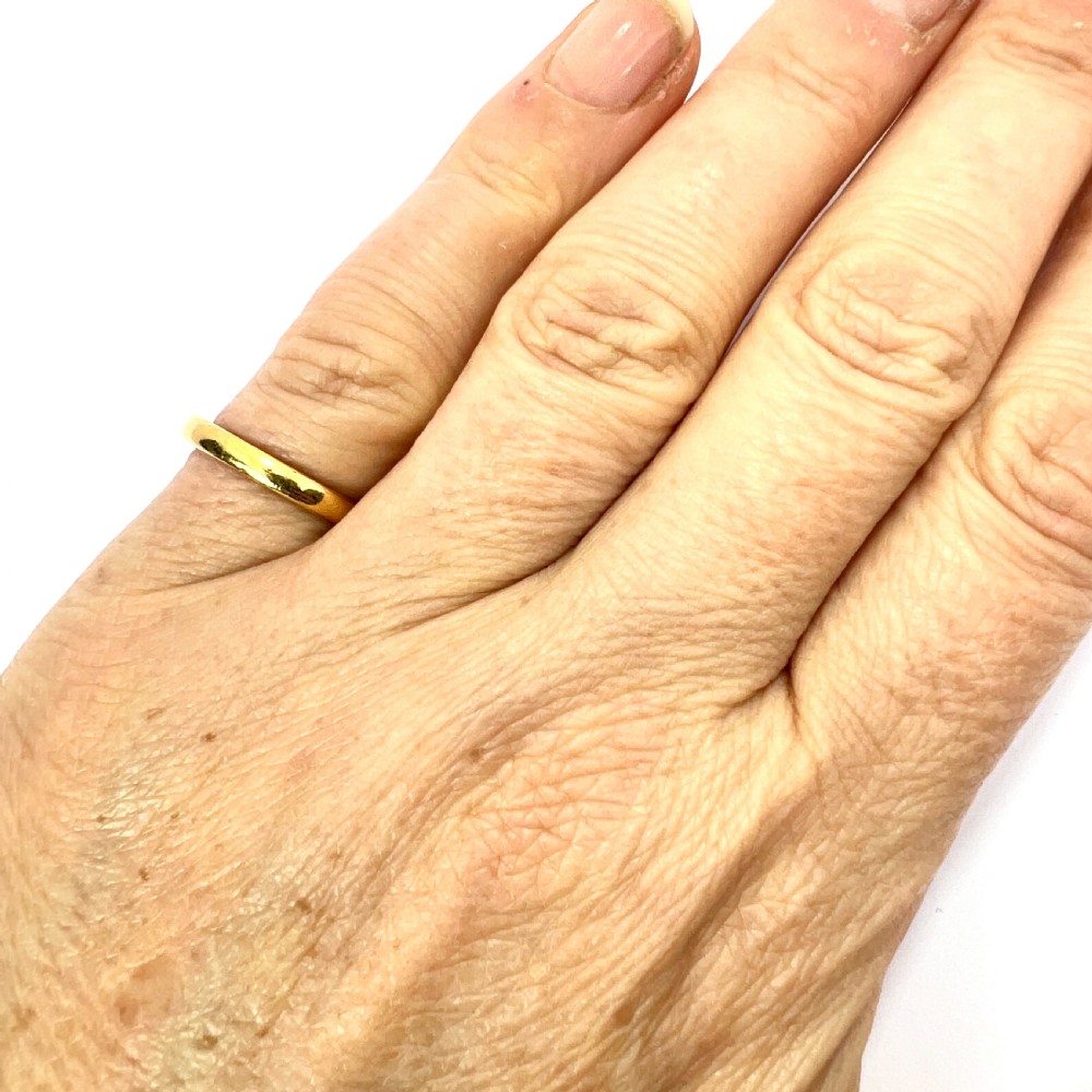 Vintage 22CT Gold Wedding Ring View VIII