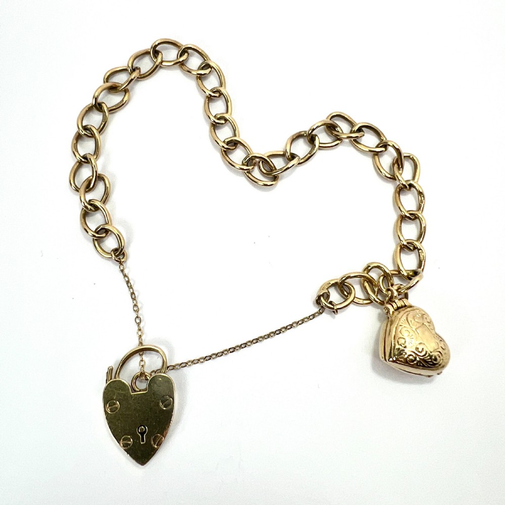 Vintage 9CT Gold Padlock Bracelet with Opening Heart Charm View V