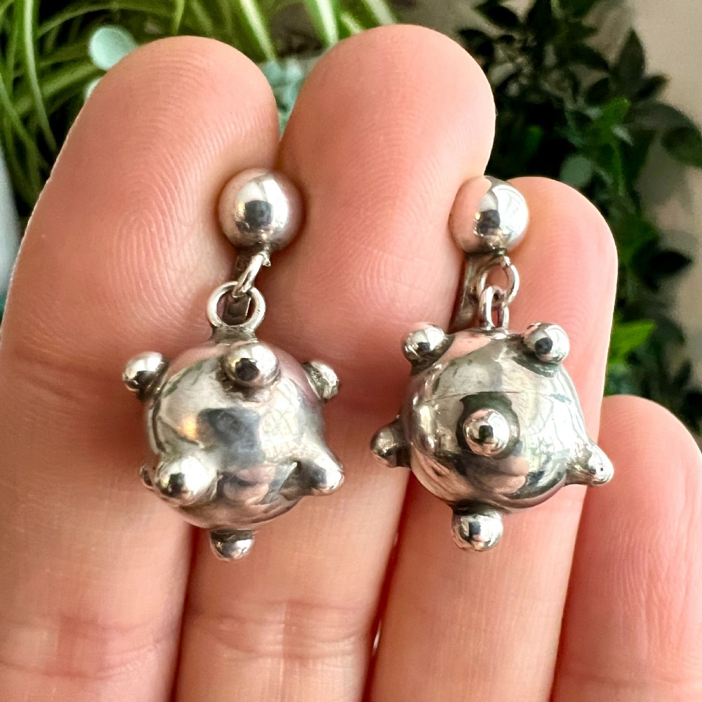 • Vintage Silver Sputnik Screwback Earrings View IV