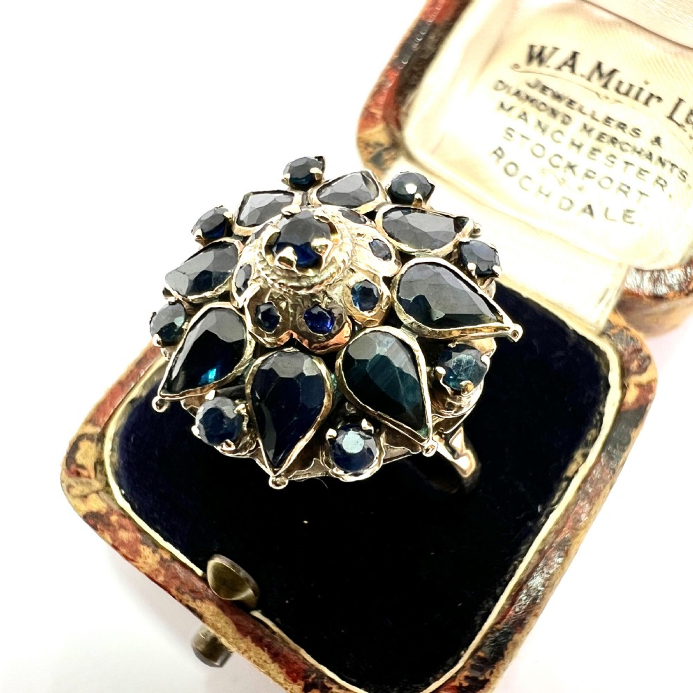 Large Vintage 14CT Gold Sapphire Thai Princess Ring View V