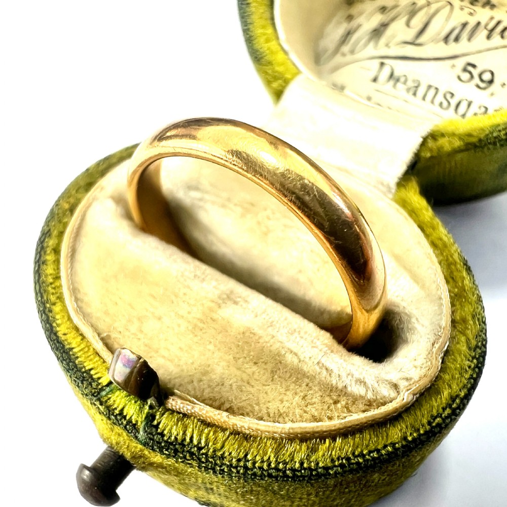 Vintage 22CT Gold Wedding Band • Stacking Ring • 3.6g