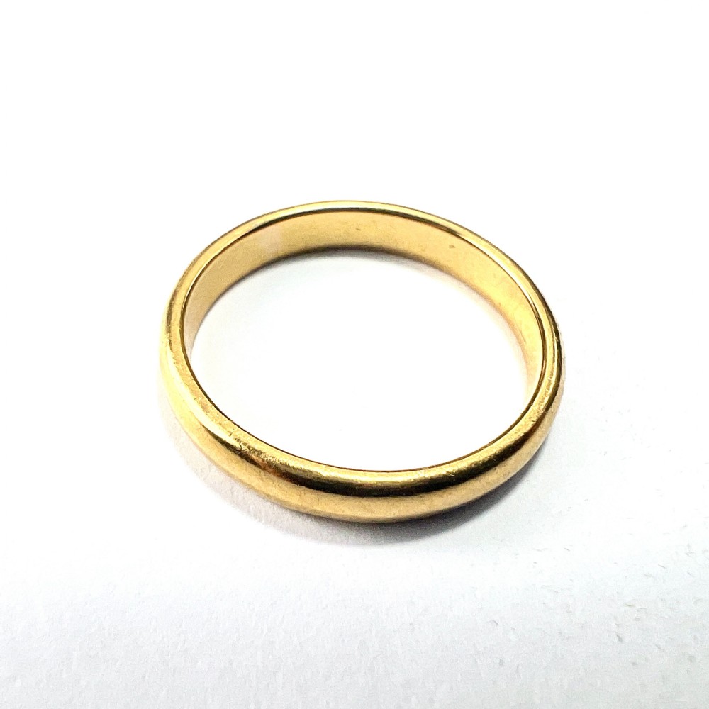 Vintage 22CT Gold Wedding Band • Stacking Ring • 3.6g View IV