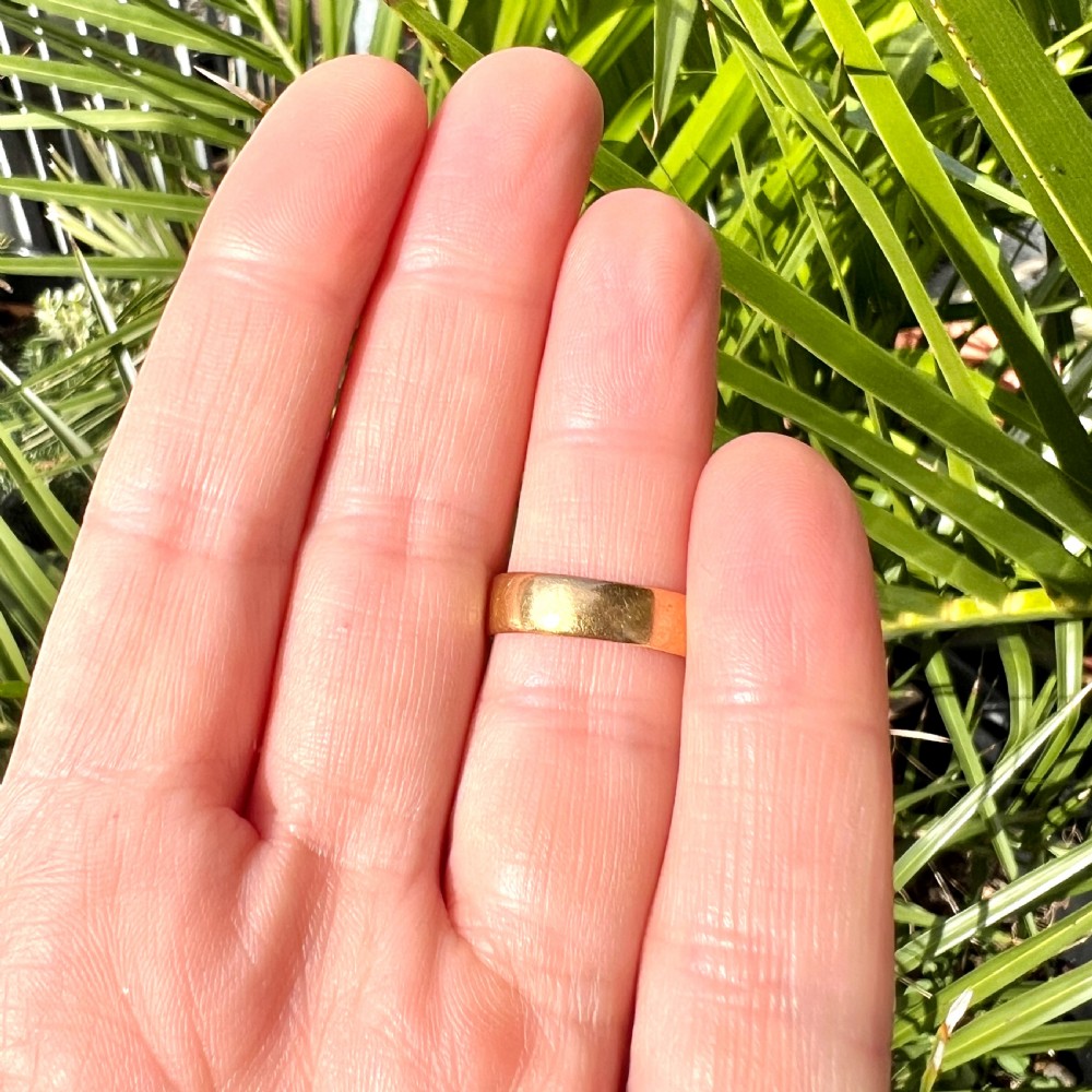 1885 Victorian 22CT Gold Wedding Band View VIII