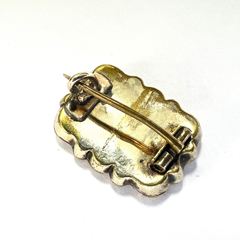 Tiny Georgian Gold Cased Hair Mourning Brooch View IV