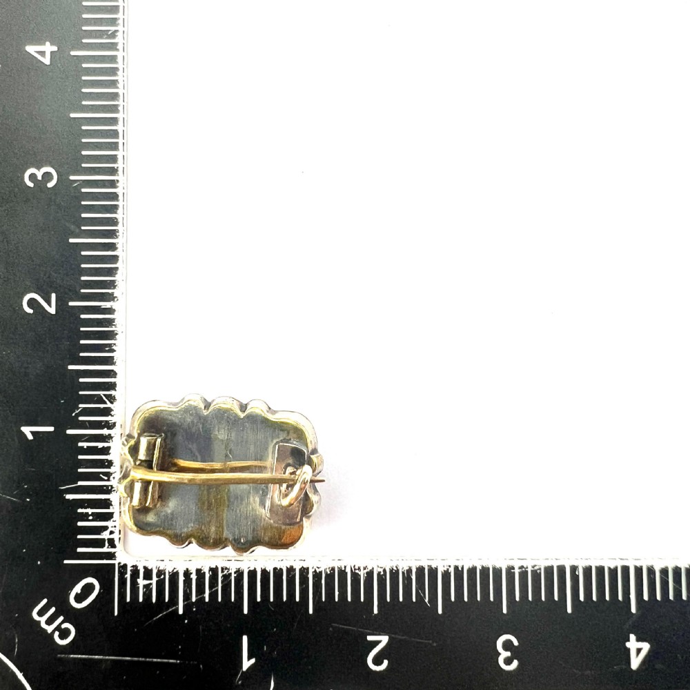 Tiny Georgian Gold Cased Hair Mourning Brooch View V