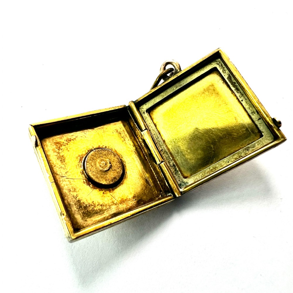 Antique Victorian/Edwardian Diamond Star-set Square Gold Locket Pendant View III