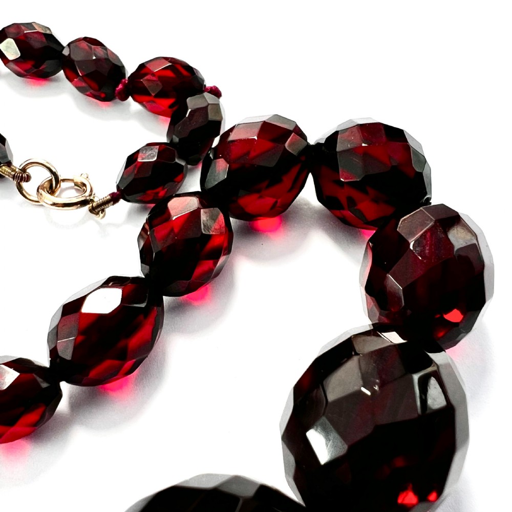 Art Deco 9CT Gold Clasp Cherry Amber Bakelite Necklace View VI