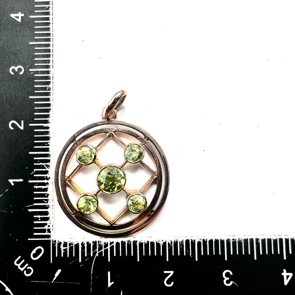 Edwardian 9CT Gold Peridot Pendant View IV