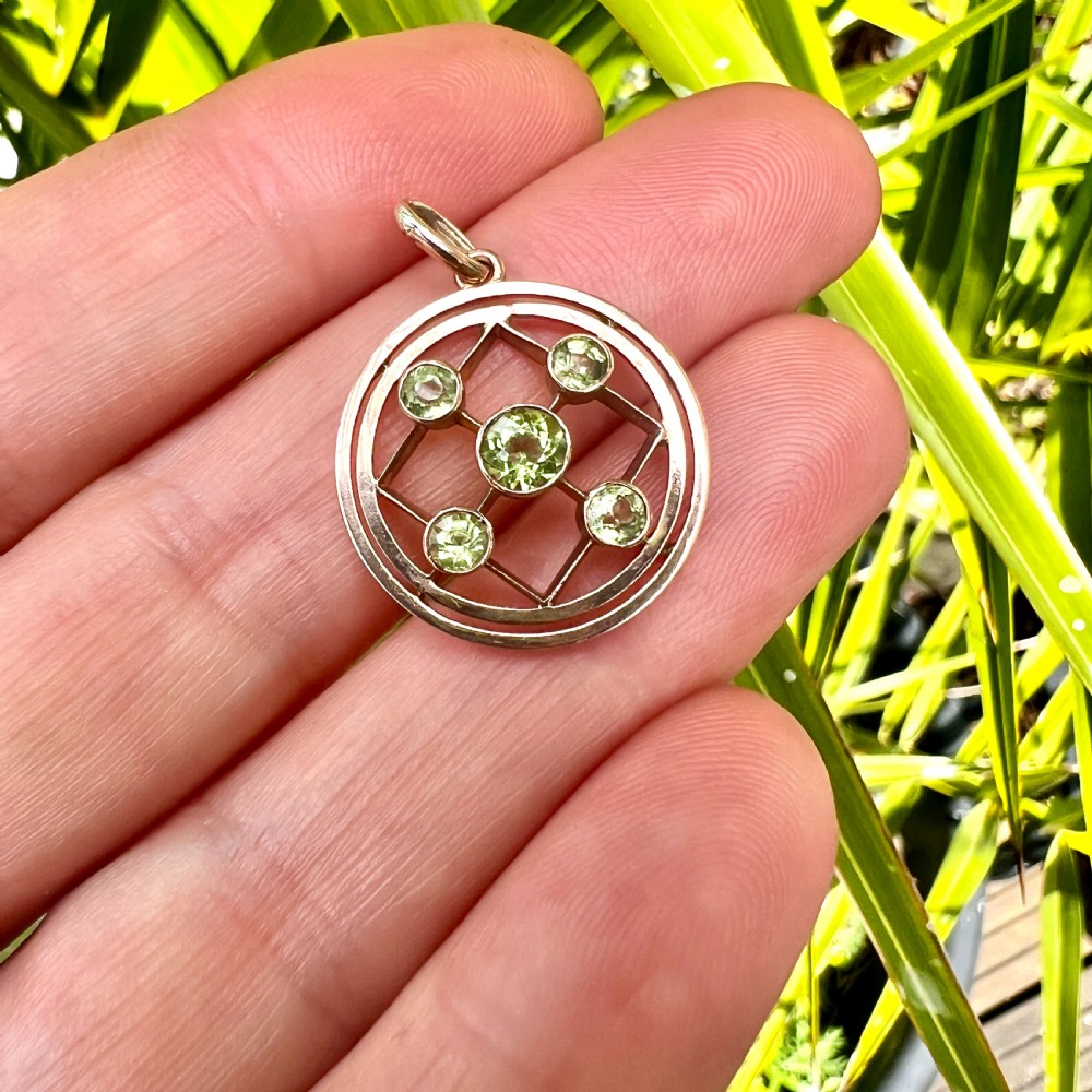 Edwardian 9CT Gold Peridot Pendant View VI