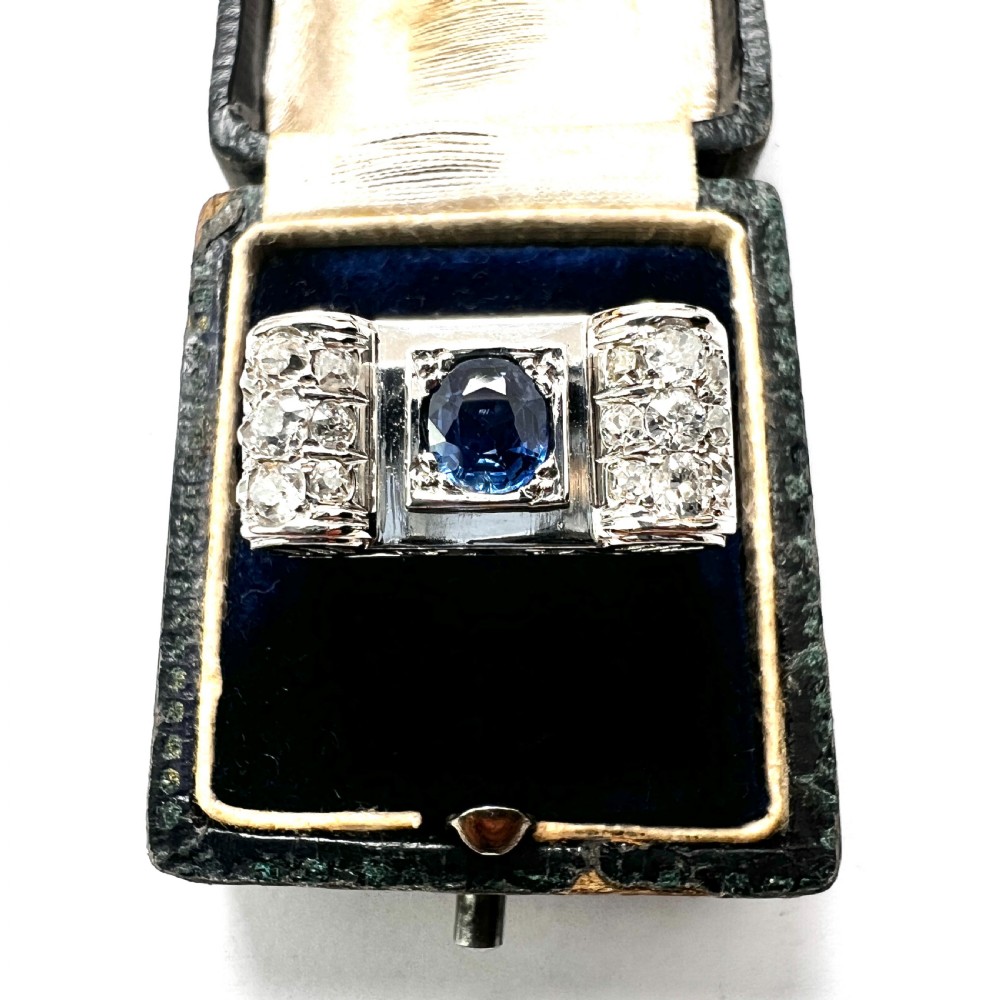 1940s 14CT Gold Vintage Sapphire and Diamond Tank Ring View V