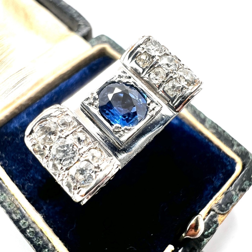 1940s 14CT Gold Vintage Sapphire and Diamond Tank Ring View VII