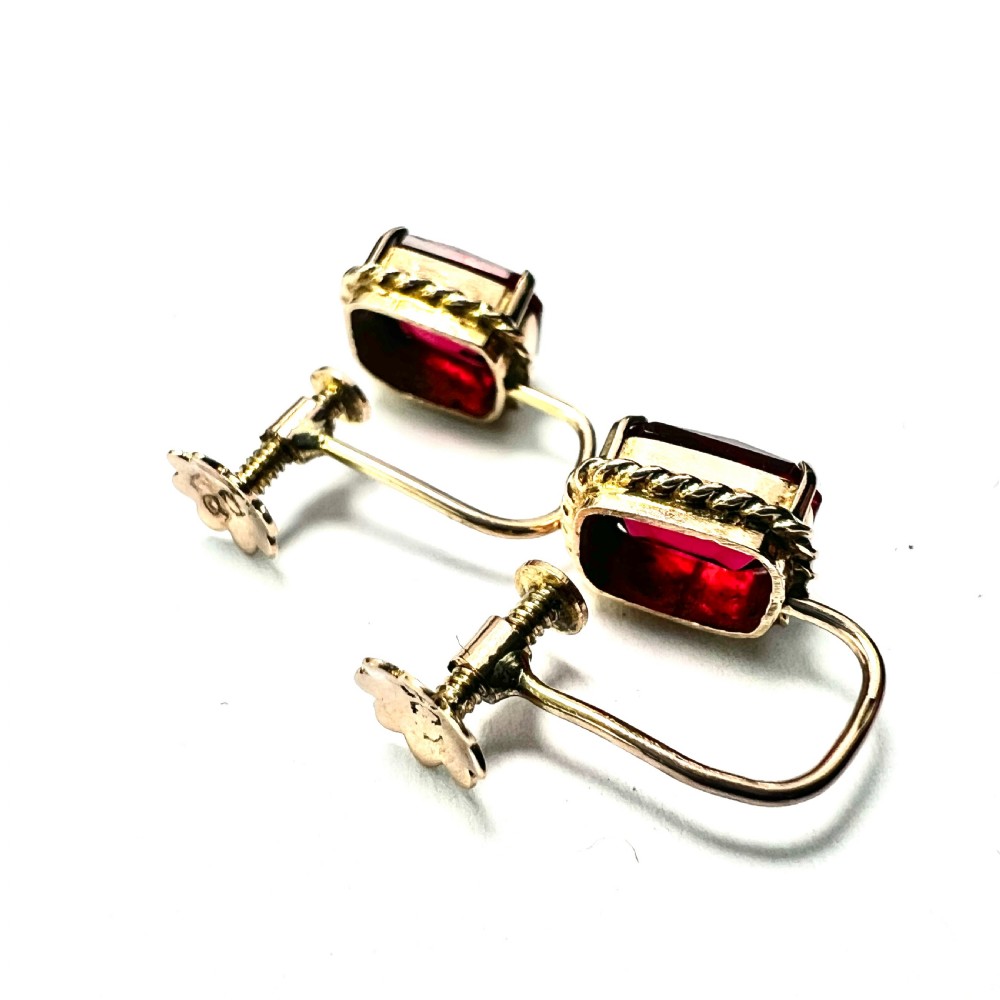 • Antique 9CT Gold Ruby Red Paste Screwback Earrings View V