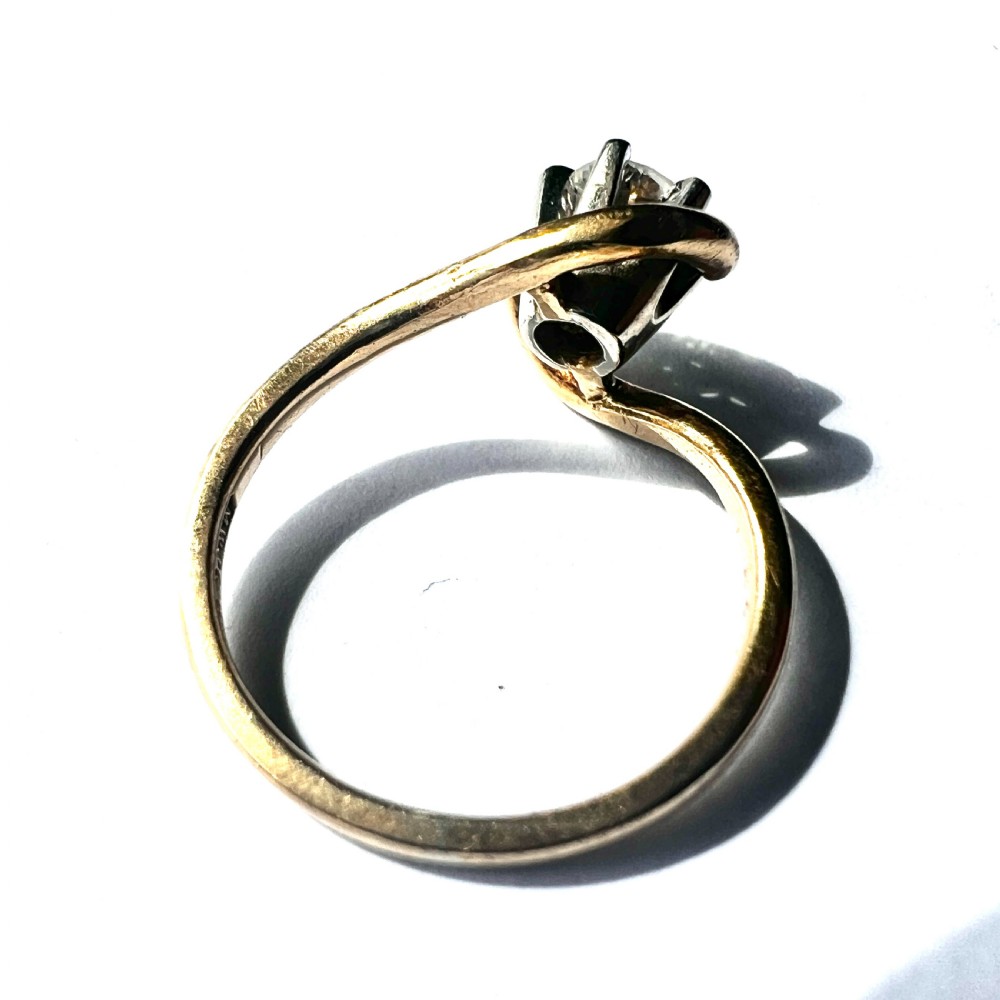 Vintage 18CT Gold Diamond Solitaire Engagement Ring View VI