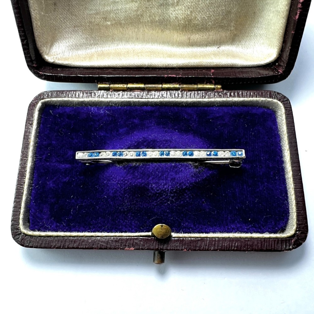 Small Art Deco Silver Sapphire Paste Brooch 