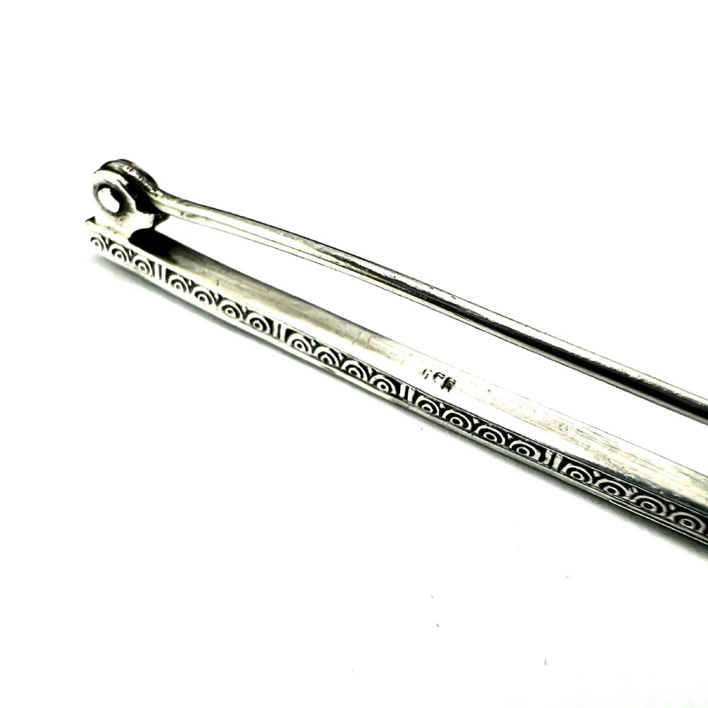 Small Art Deco Silver Sapphire Paste Brooch  View VI