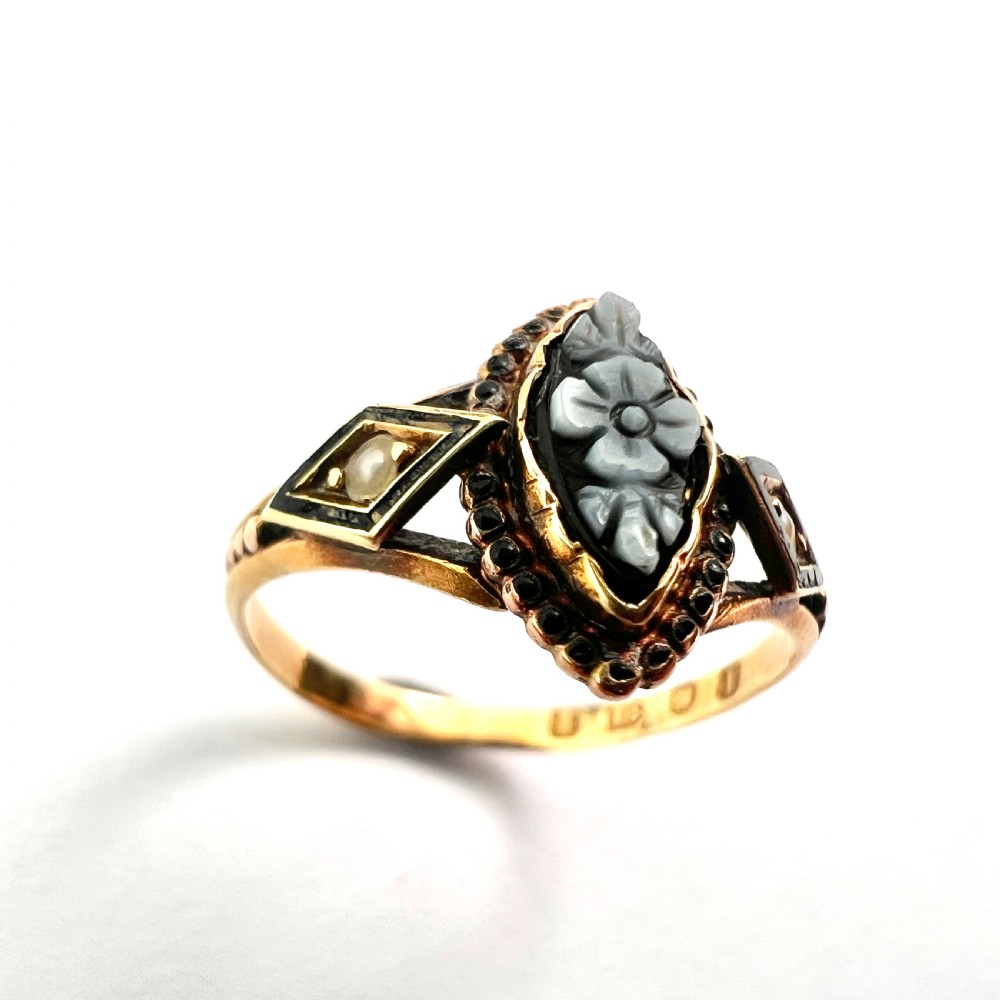 Victorian 18CT Gold Sardonyx and Pearl Memorial Ring View II