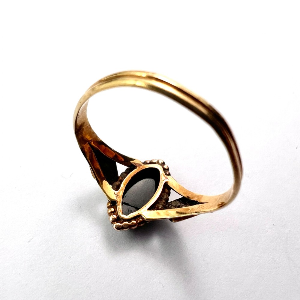 Victorian 18CT Gold Sardonyx and Pearl Memorial Ring View IV