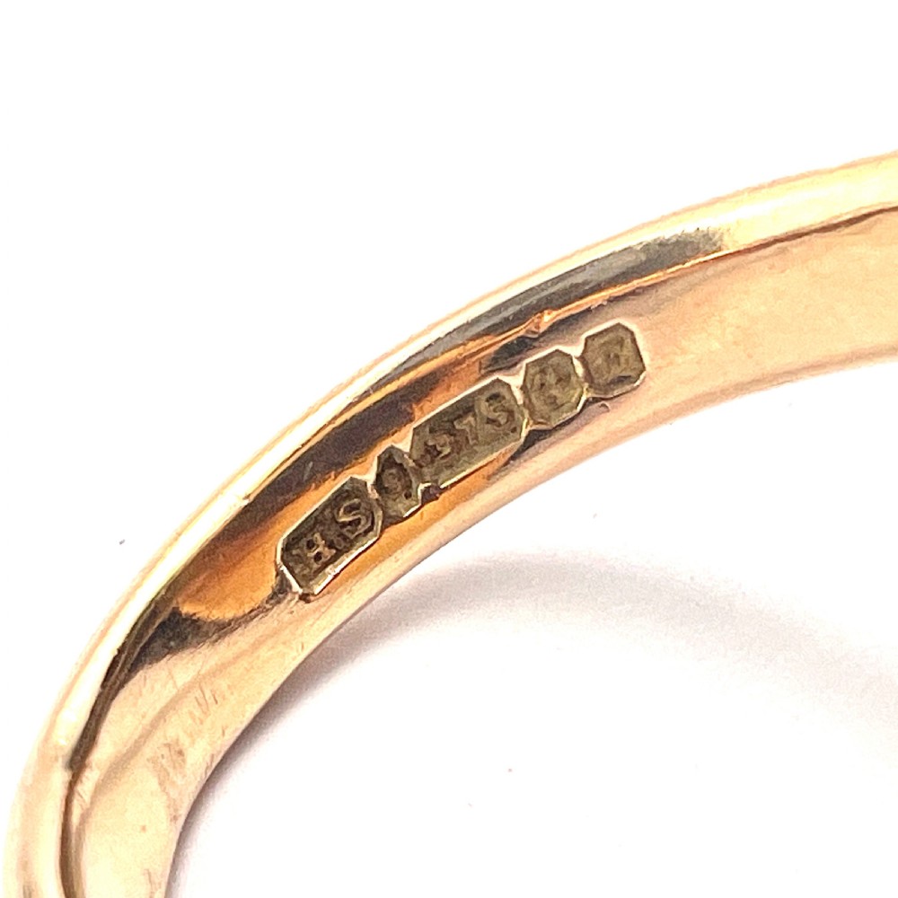 Large Vintage Victorian Style 9CT Gold Amethyst Ring View V