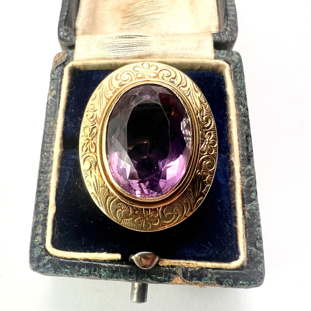 Large Vintage Victorian Style 9CT Gold Amethyst Ring View VI