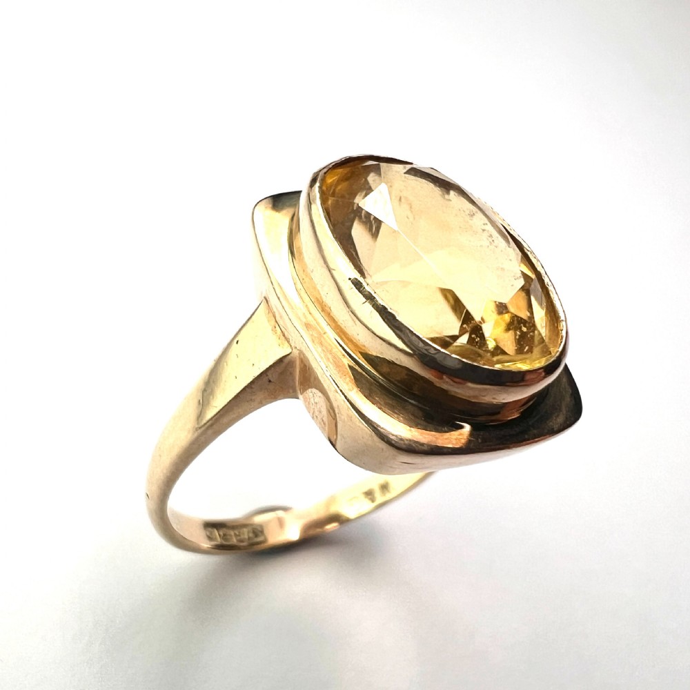 1963 Vintage 9CT Gold Citrine Ring View V