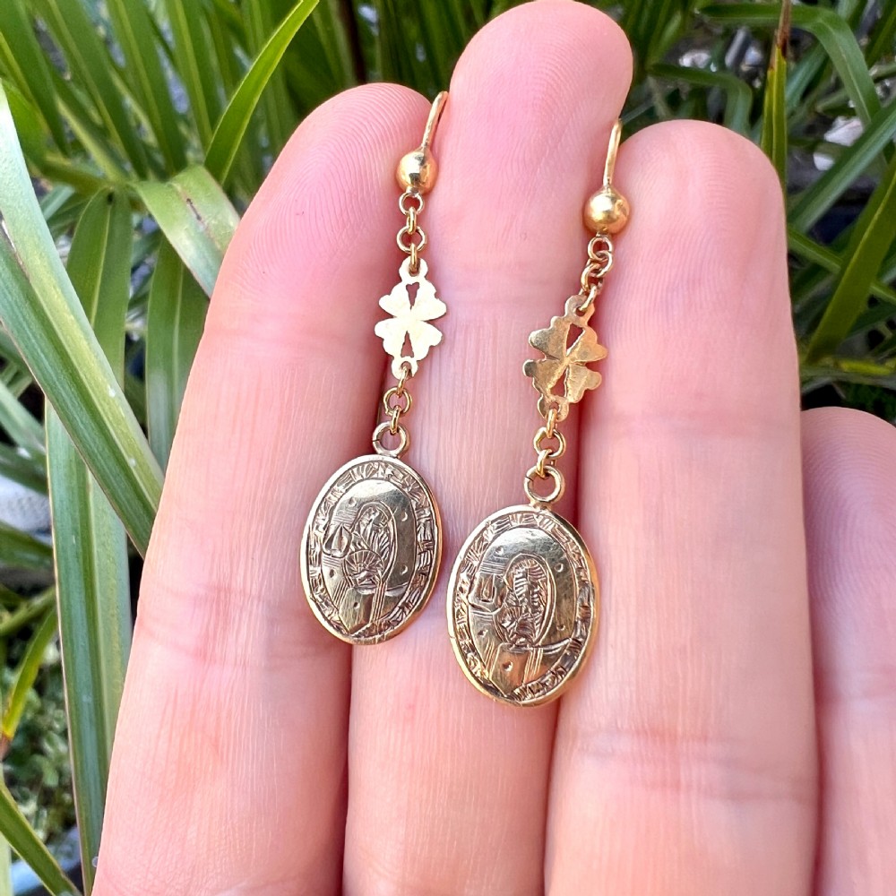  Victorian Pretty 9CT Gold Buckle and Lucky Shamrock Earrings View VI