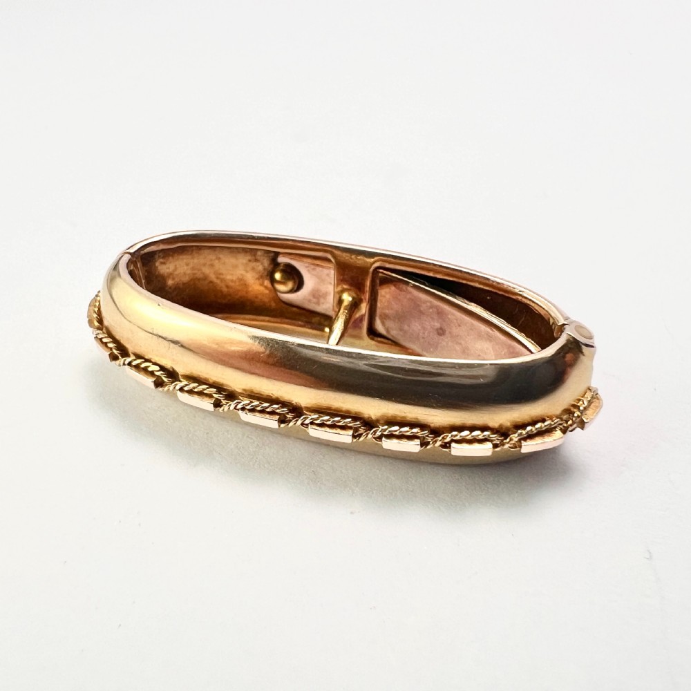 Antique 9CT Gold Scarf Clip  View V