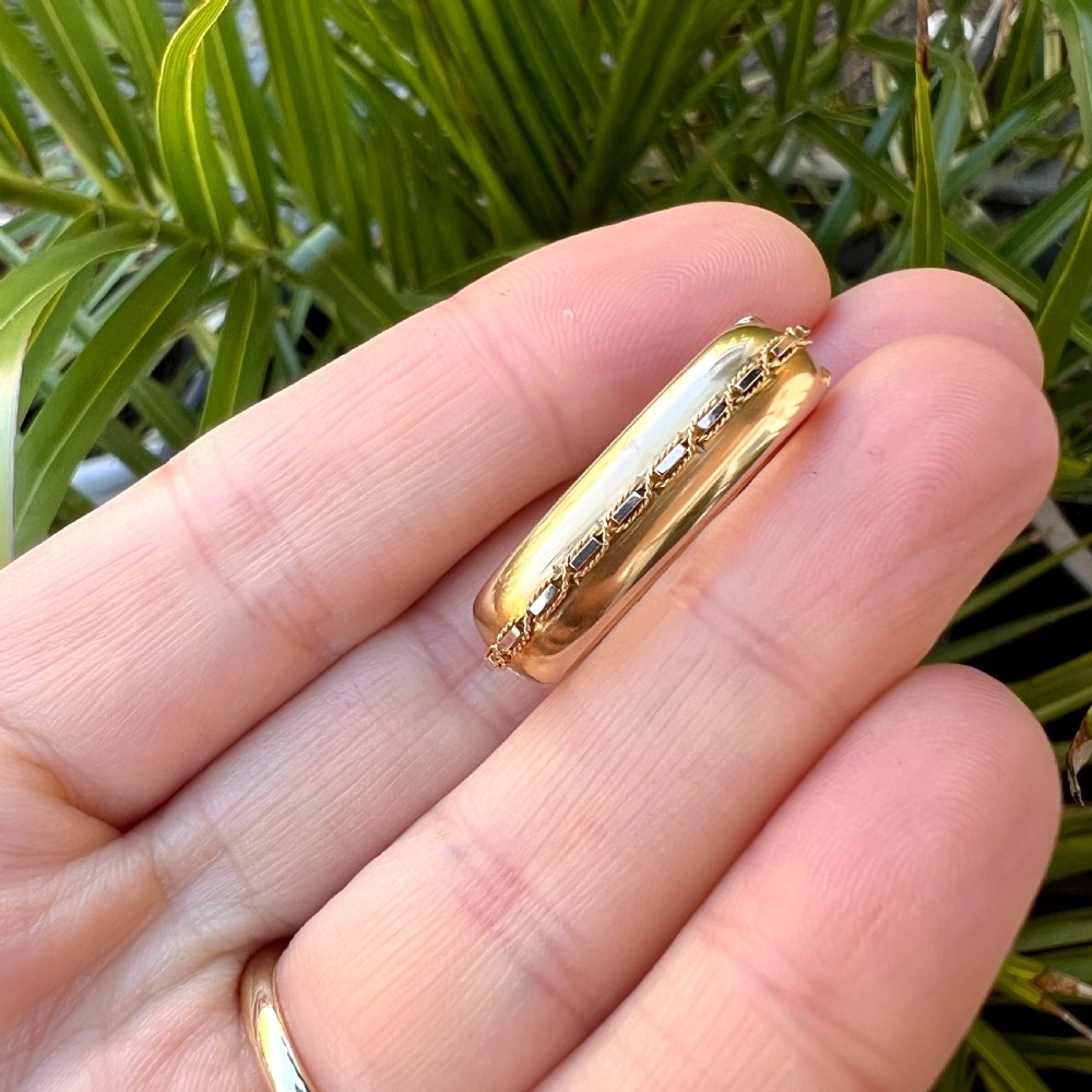 Antique 9CT Gold Scarf Clip  View VIII