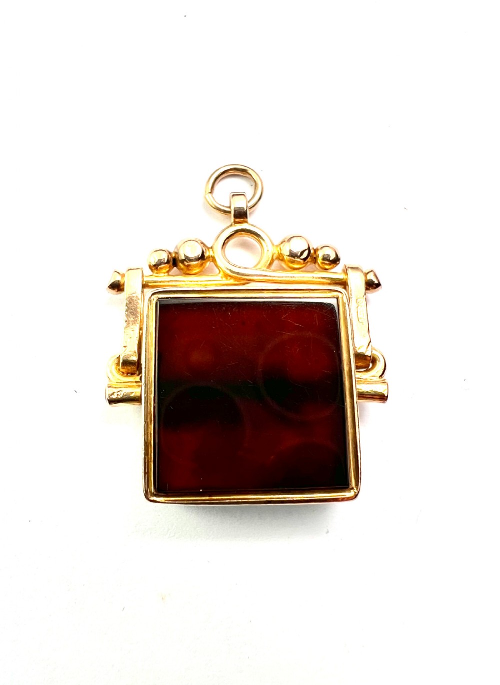 Edwardian 9CT Gold Bloodstone Spinner Pendant View V