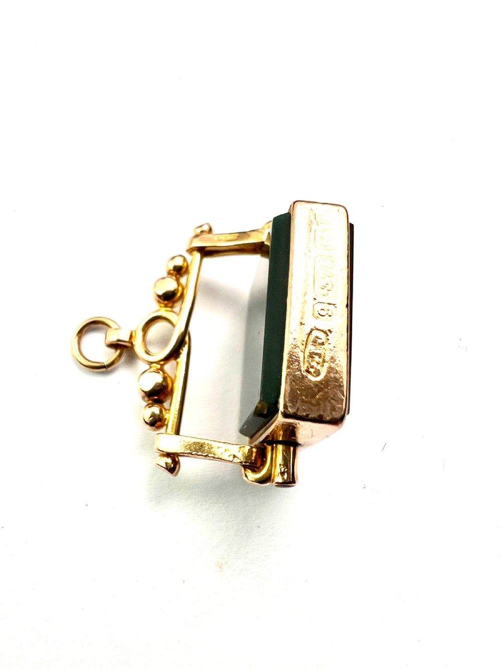 Edwardian 9CT Gold Bloodstone Spinner Pendant View VI