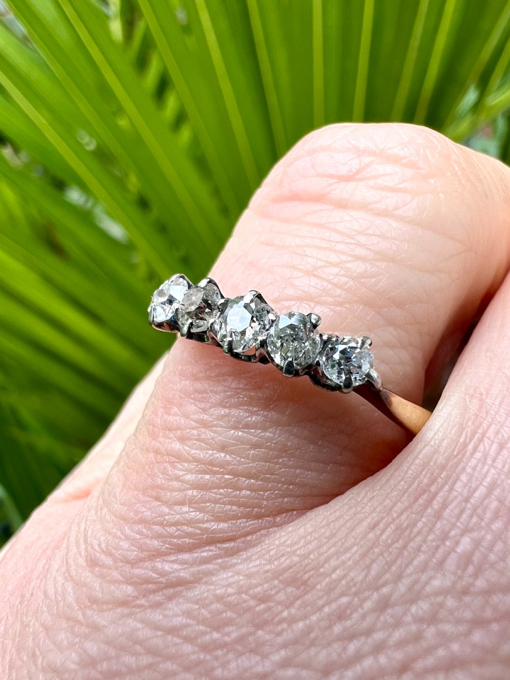 Vintage Five-Stone Diamond 18CT Gold Engagement Ring View XI