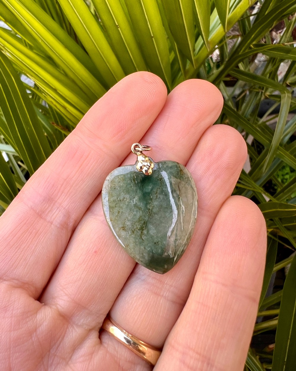 Victorian 9CT Gold Nephrite Jade Heart Pendant View VI