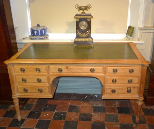 Elegant 19th Cent Pine Desk
