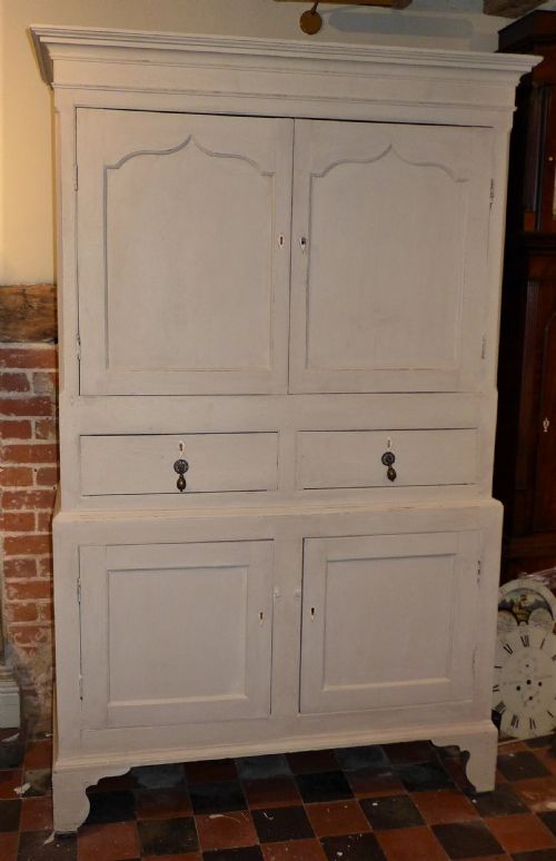 18th Cent Painted
housekeepers Cupboard